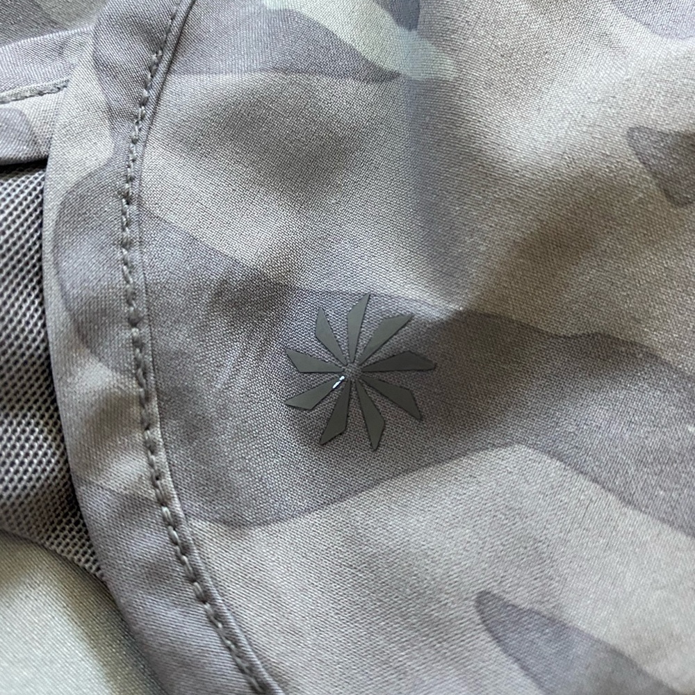 Shorts - Picture 3 of 3